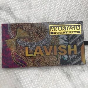 Anastasia Beverly Hills limited edition palette